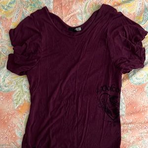 🏷️3 for $10🛍️ Purple Volcom shirt.